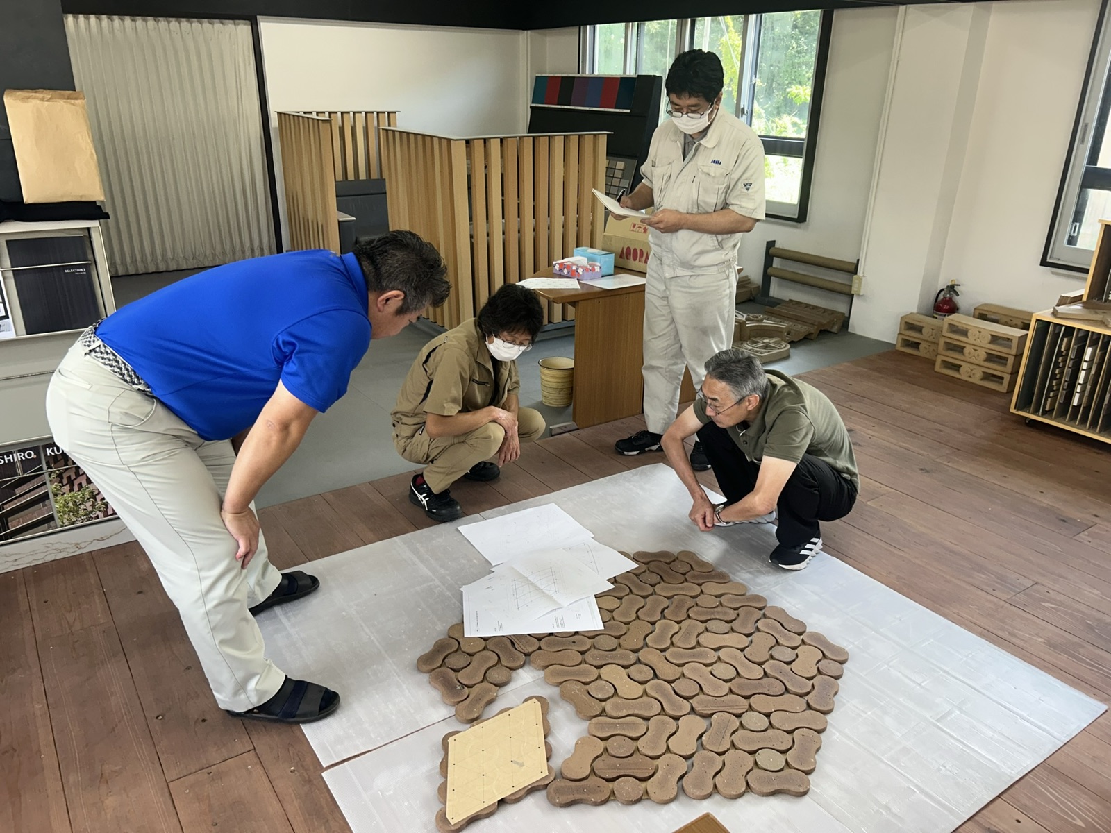 紙貼りユニットの施工確認