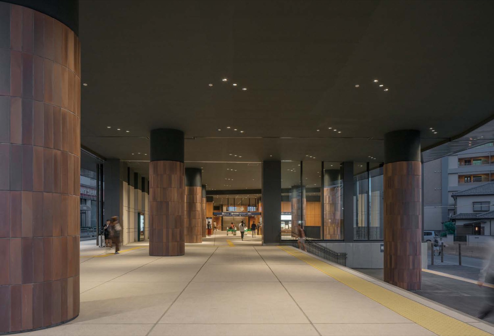 西鉄 雑餉隈駅