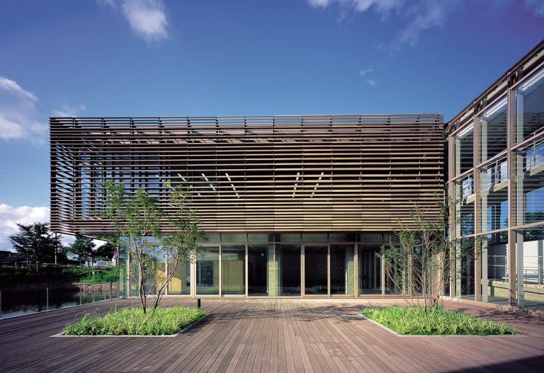 東北公益文科大学大学院