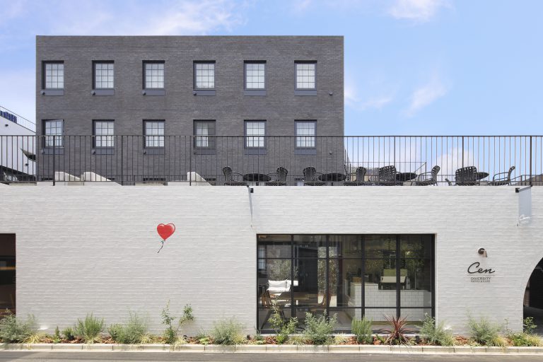 CEN DIVERSITY HOTEL & CAFÉ