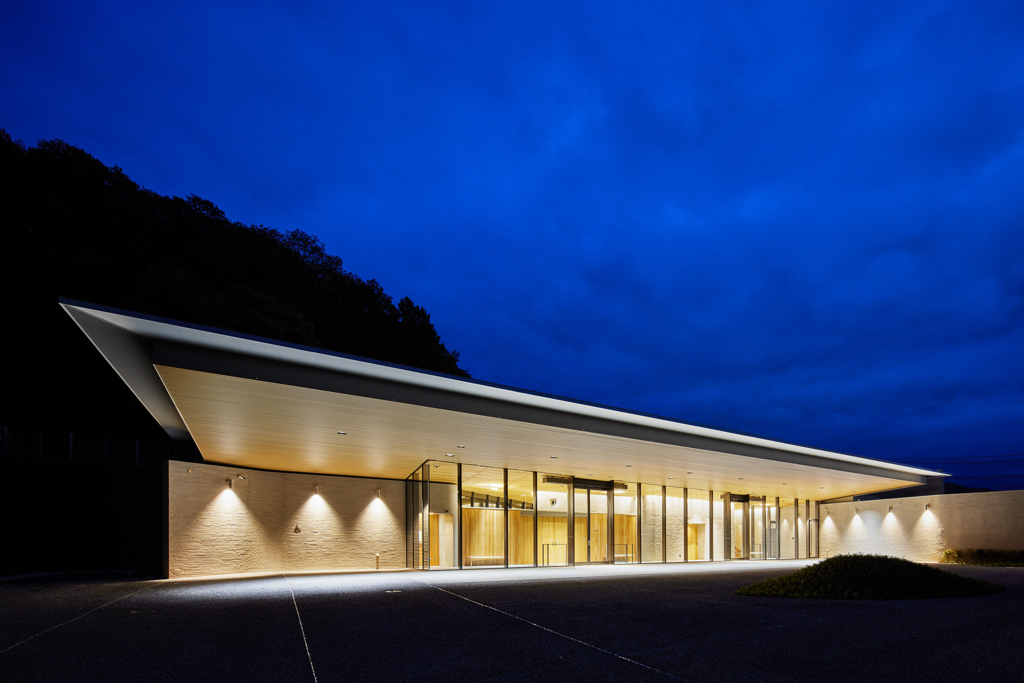 otsuch-ifuneral-hall19