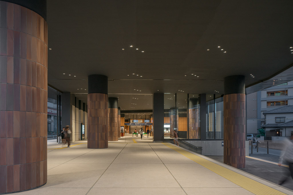 西鉄 雑餉隈駅