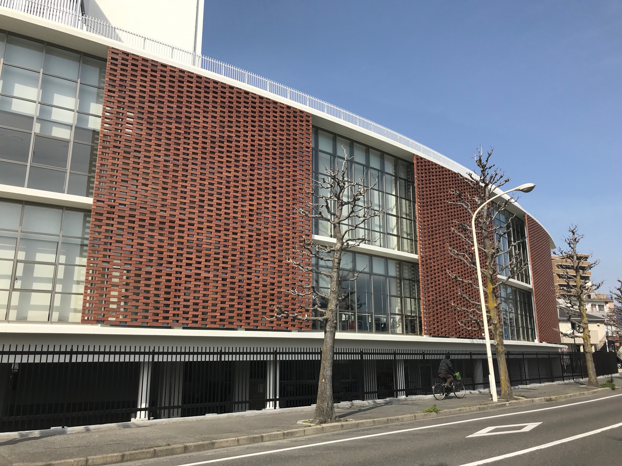 崇徳学園